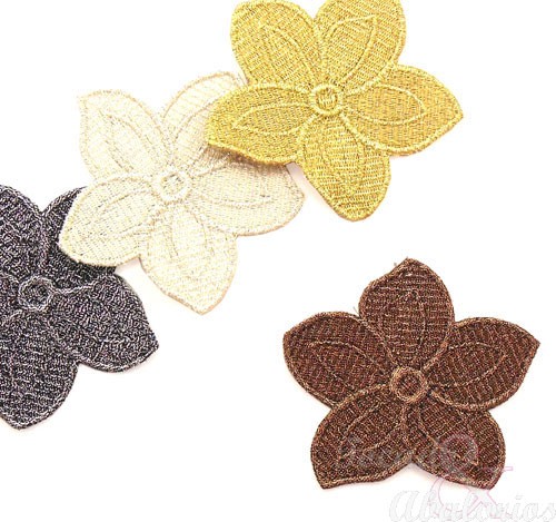 Aplique flor metalizada 6.5 CM Aplique flor metalizada 6.5 CM
