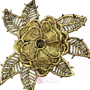 FLOR BORDADA DE 16 X 14 CM.