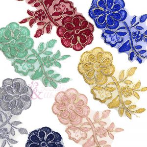 Aplicación lamé bordada flor con tallo