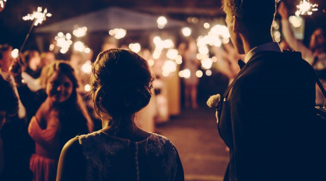 Tipos de pamelas y tocados bodas otoño-invierno 2019
