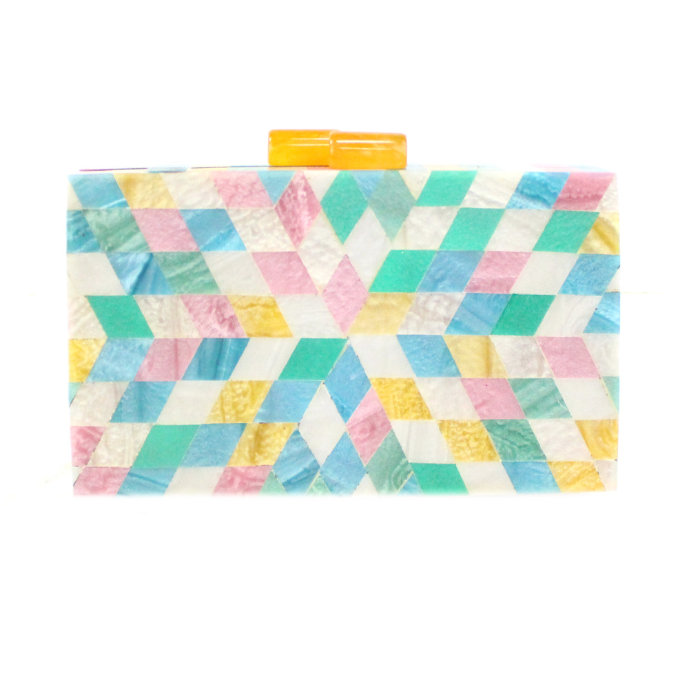 Pochette Elia en nacre 2 Pochette Elia en nacre 2